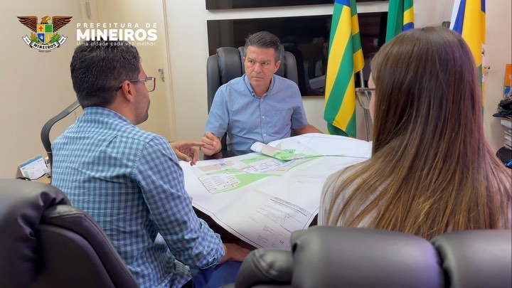 Prefeito Aleomar Rezende reuniu com Engenheiros lotados na Secretaria de Saúde